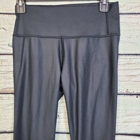 Women's Black High-Waisted Leggings - Picture 2 of 5